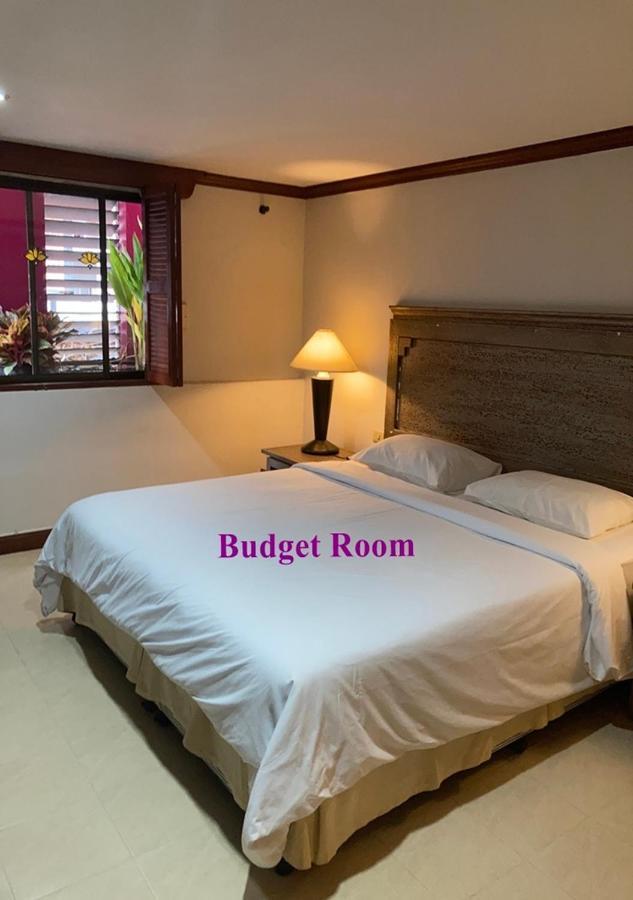 เลอ ตันหยง เฮาส์ Hotel Patong ภายนอก รูปภาพ