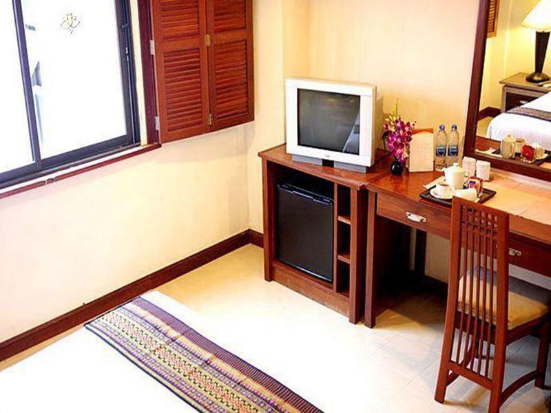 เลอ ตันหยง เฮาส์ Hotel Patong ภายนอก รูปภาพ